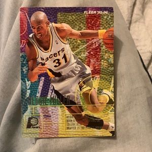 It’s a Reggie miller card don’t know what year it is but it’s in fair condition